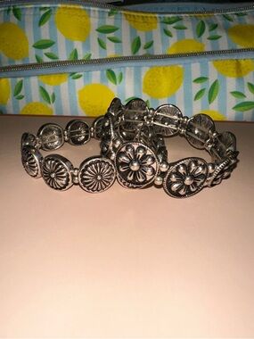 Set of Women's Silver Floral Medallion Stretch Bracelets